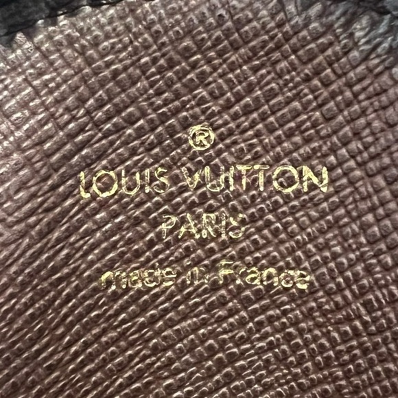 Louis Vuitton Mini Lin Monogram Round Coin Pouch - Picture 4 of 5